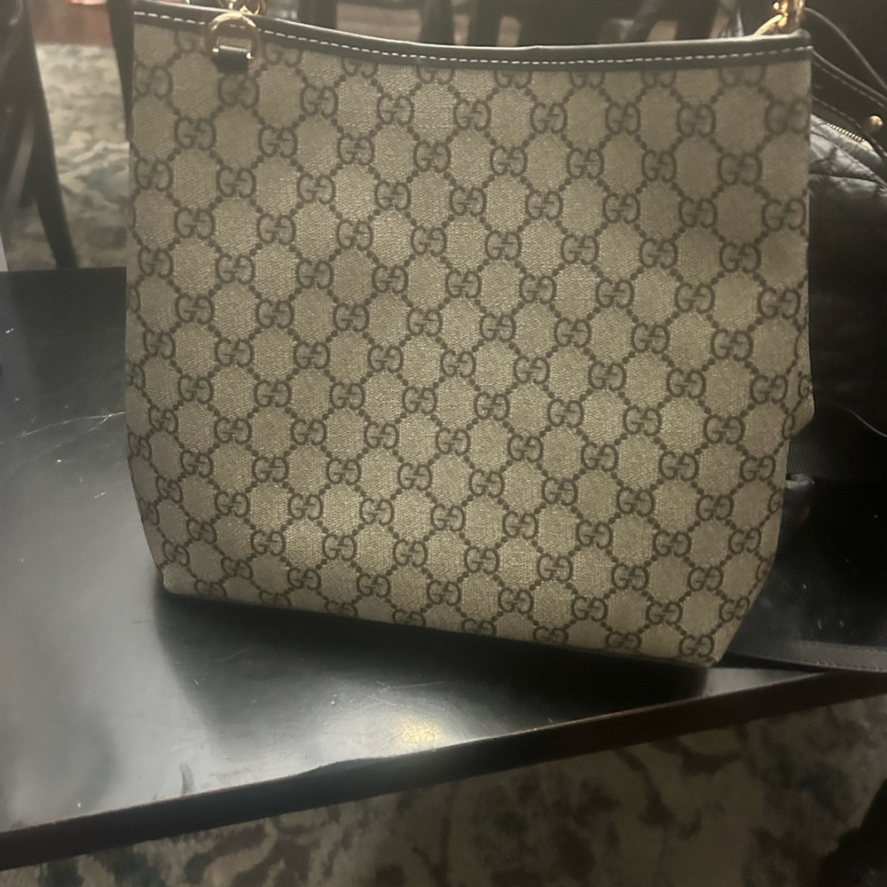 Gucci Tan Shoulder Bag with Signature Monogram